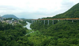 深圳免费景点好玩排名（深圳免费景点好玩排名龙华附近）