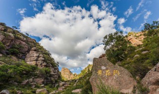 黄花沟旅游景区的介绍（黄花沟旅游景区的介绍电话）